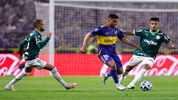 Nhận định Boca Juniors vs Banfield 6h30 ngày 1/8 (VĐQG Argentina 2024). Hãy đến AB77 cá cược bóng đá .